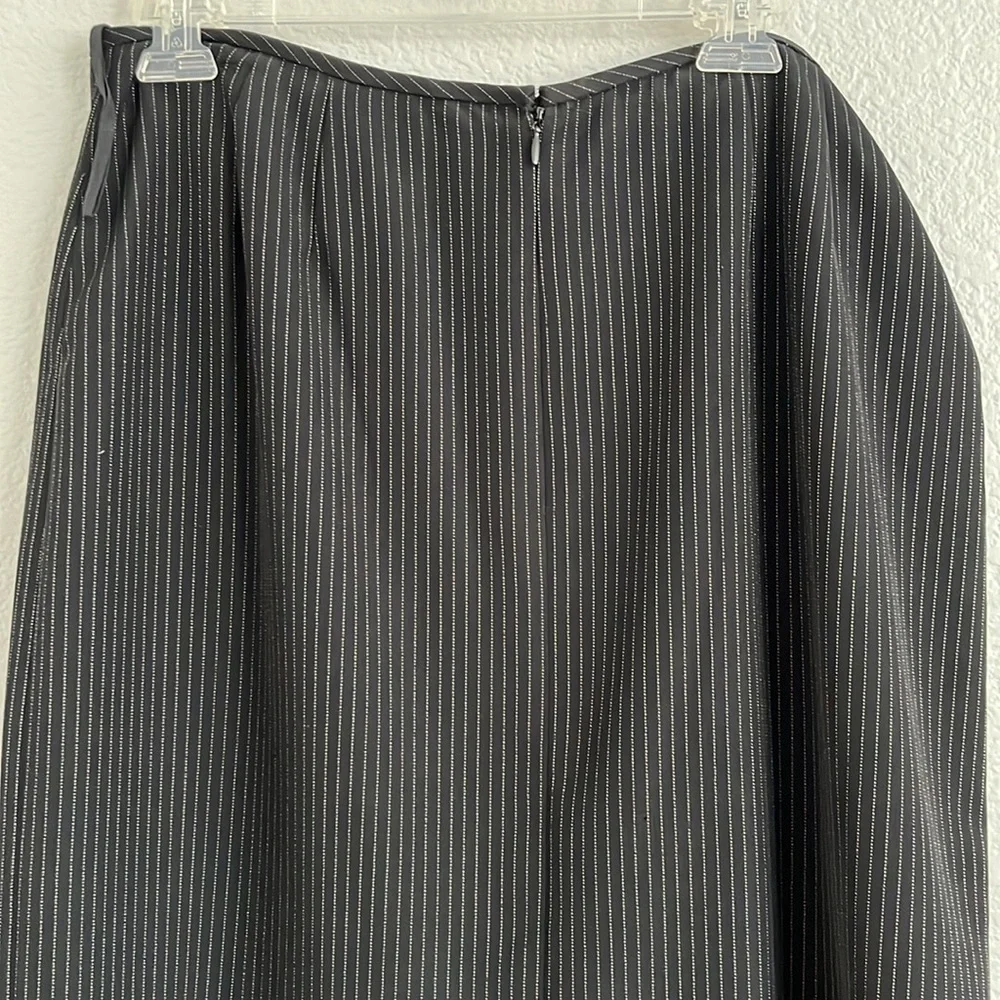 Le Suit Petite Black pin stripe Suit Blazer and Skirt - Picture 11 of 14
